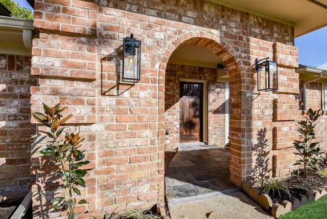 8134 Ivan Reid Drive, Houston, TX 77040
