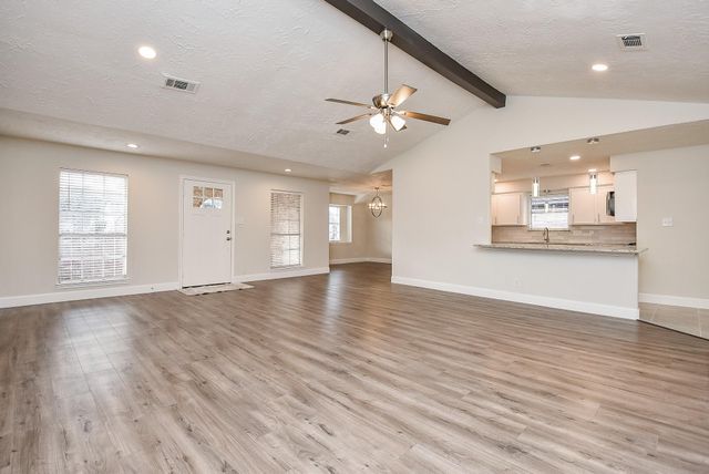 8134 Ivan Reid Drive, Houston, TX 77040