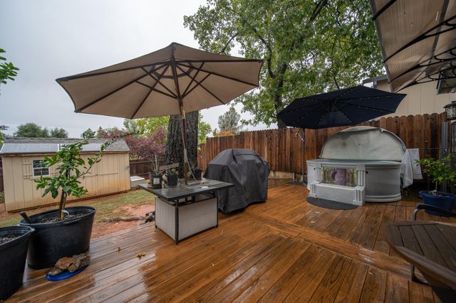 3922 Laredo Street, Shasta Lake, CA 96019