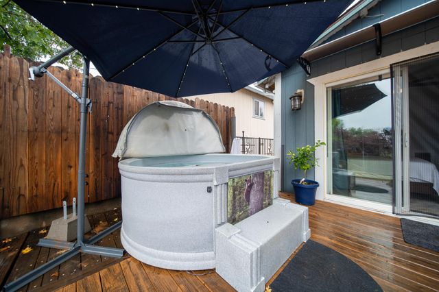 3922 Laredo Street, Shasta Lake, CA 96019