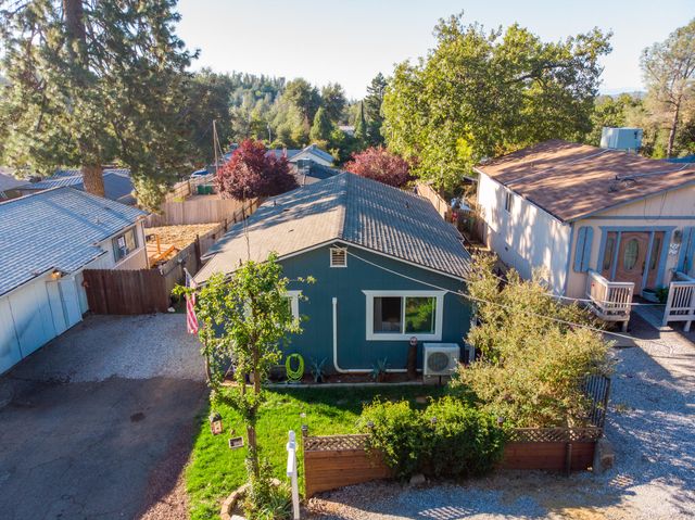 3922 Laredo Street, Shasta Lake, CA 96019