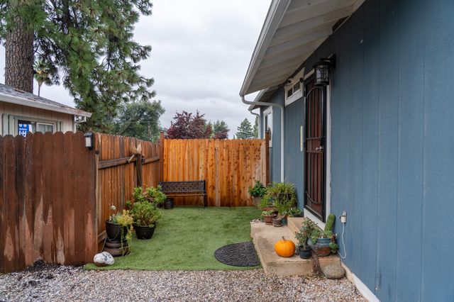 3922 Laredo Street, Shasta Lake, CA 96019