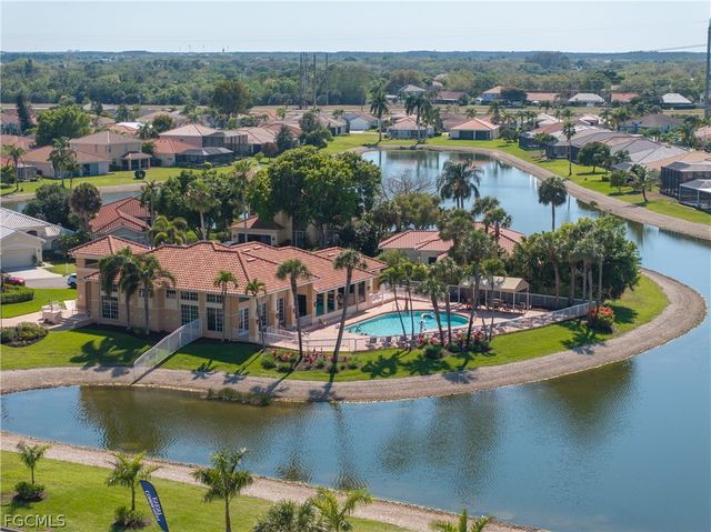 11005 Lakeland CIR, Fort Myers, FL 33913