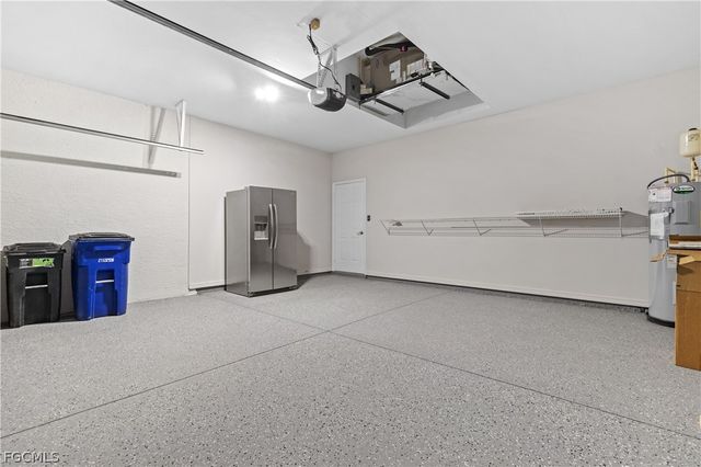 11005 Lakeland CIR, Fort Myers, FL 33913