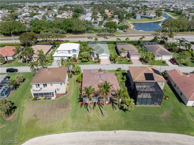 11005 Lakeland CIR, Fort Myers, FL 33913