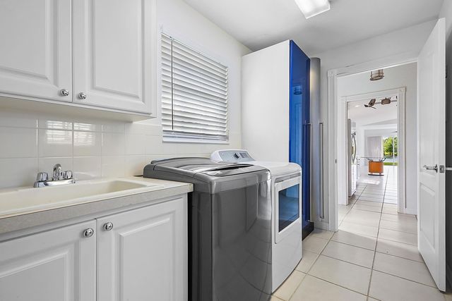 8270 Eleuthera Lane, Wellington, FL 33414