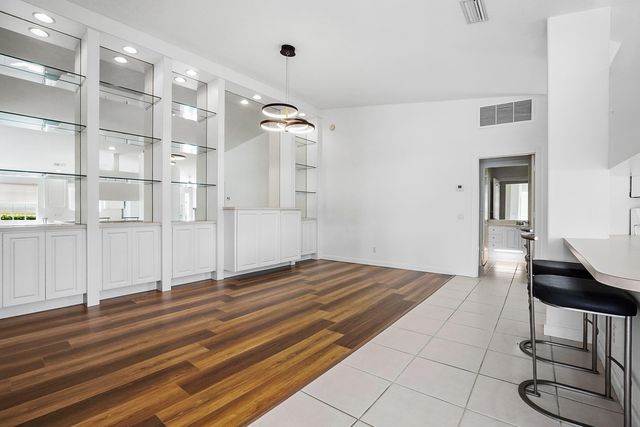 8270 Eleuthera Lane, Wellington, FL 33414