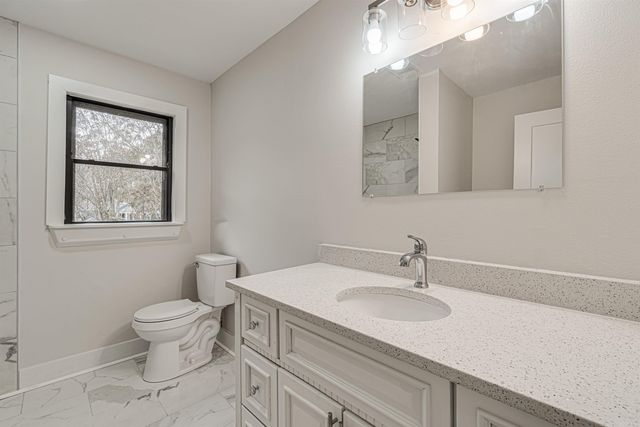 1609 McArthur Dr, Jacksonville, AR 72076