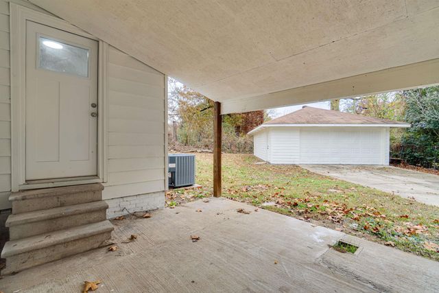 1609 McArthur Dr, Jacksonville, AR 72076