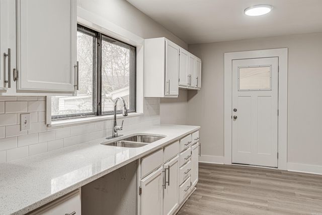 1609 McArthur Dr, Jacksonville, AR 72076