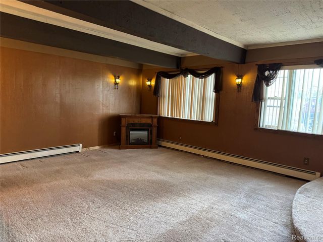 226 S Burkhart Road, Marion Township, MI 48843