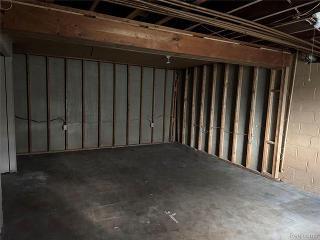226 S Burkhart Road, Marion Township, MI 48843