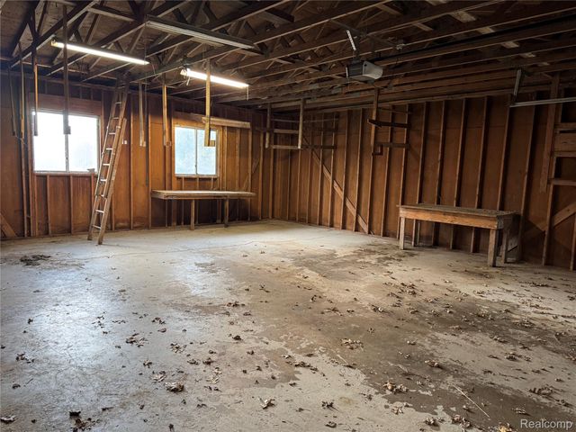 226 S Burkhart Road, Marion Township, MI 48843