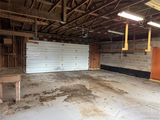 226 S Burkhart Road, Marion Township, MI 48843