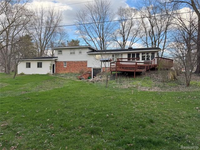 226 S Burkhart Road, Marion Township, MI 48843