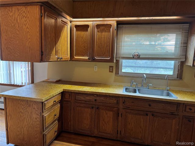 226 S Burkhart Road, Marion Township, MI 48843