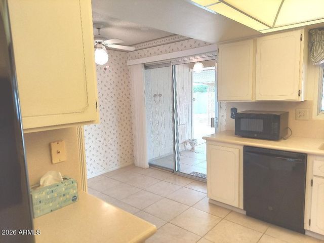 13046 W SKYVIEW Drive, Sun City West, AZ 85375