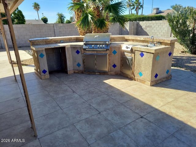 13046 W SKYVIEW Drive, Sun City West, AZ 85375