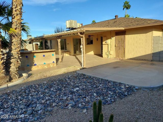 13046 W SKYVIEW Drive, Sun City West, AZ 85375