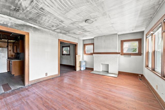 180 Brehl Avenue, Columbus, OH 43222