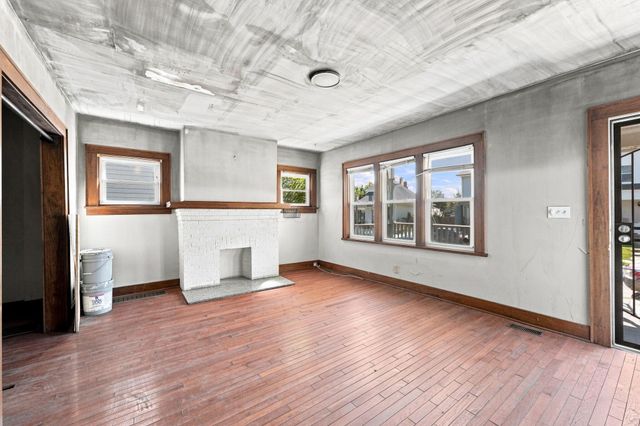 180 Brehl Avenue, Columbus, OH 43222