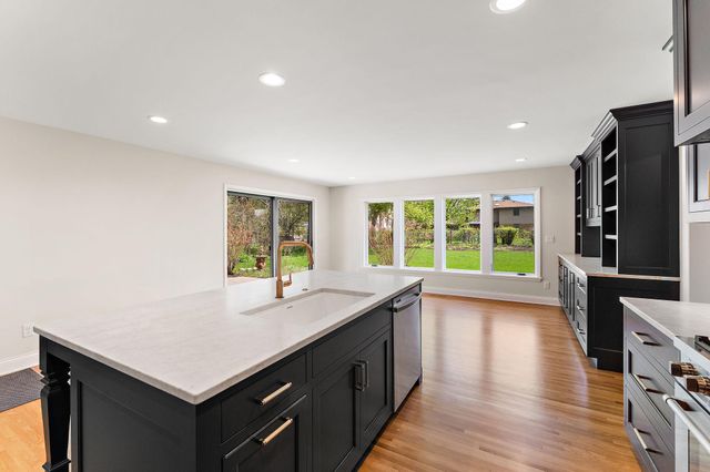 1790 Quail Avenue N, Golden Valley, MN 55422