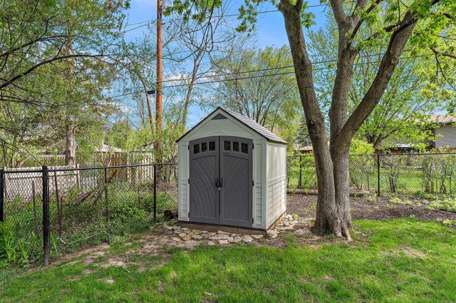 1790 Quail Avenue N, Golden Valley, MN 55422