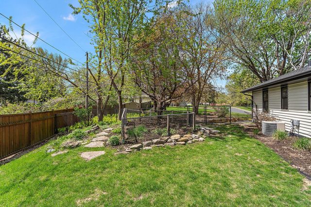 1790 Quail Avenue N, Golden Valley, MN 55422