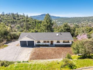 42324 Buckeye Road, Oakhurst, CA 93644