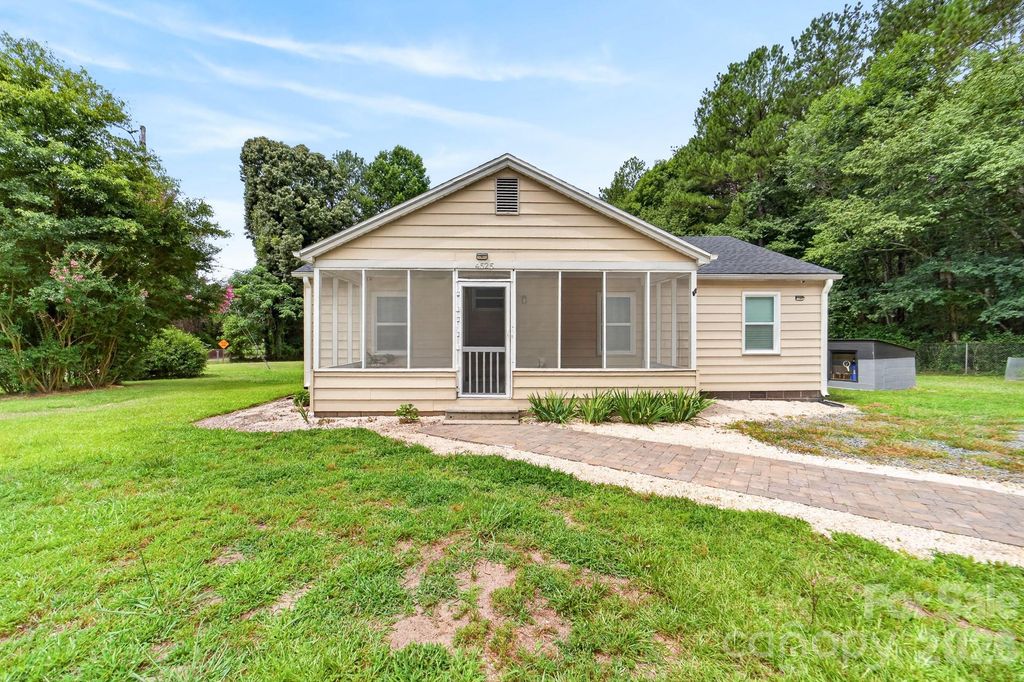 4525 Hemphill Road, Gastonia, NC 28056