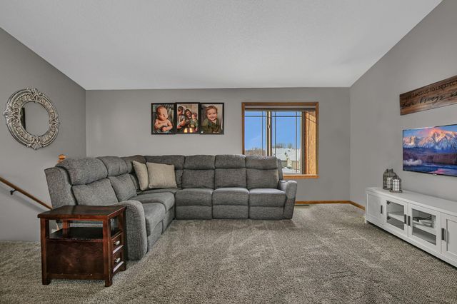 216 Victory Loop, Sartell, MN 56377