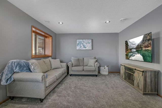 216 Victory Loop, Sartell, MN 56377