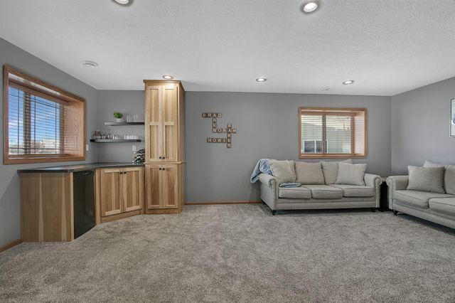 216 Victory Loop, Sartell, MN 56377