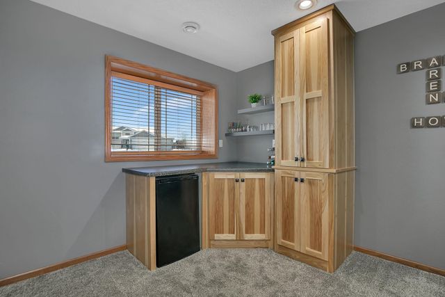 216 Victory Loop, Sartell, MN 56377