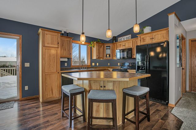 216 Victory Loop, Sartell, MN 56377