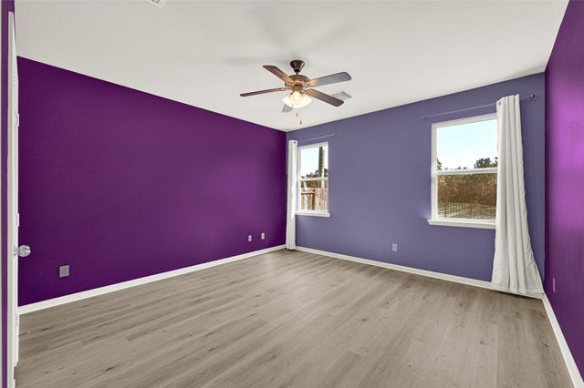 11011 Gallant Flag Drive, Tomball, TX 77375