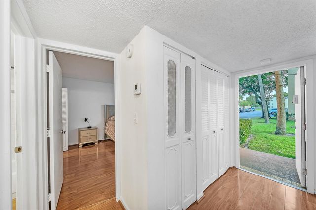 5940 NW 64th Avenue Unit 101, Tamarac, FL 33319