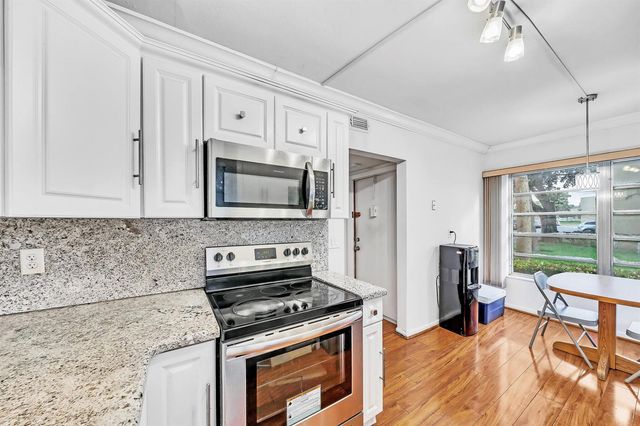 5940 NW 64th Avenue Unit 101, Tamarac, FL 33319