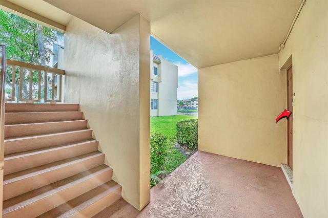 5940 NW 64th Avenue Unit 101, Tamarac, FL 33319