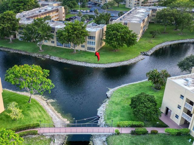 5940 NW 64th Avenue Unit 101, Tamarac, FL 33319