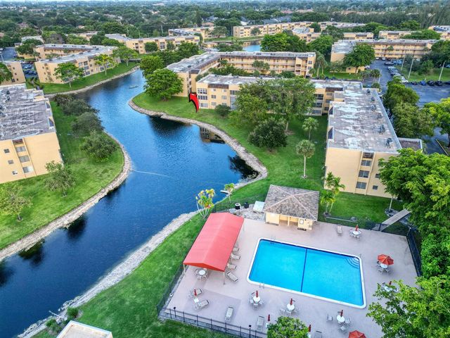 5940 NW 64th Avenue Unit 101, Tamarac, FL 33319