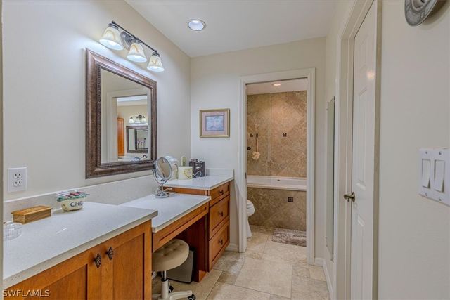 2442 Outrigger LN, Naples, FL 34104