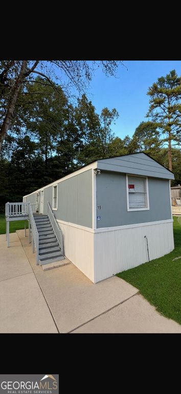 19 POOLES CIRCLE, Ellenwood, GA 30294