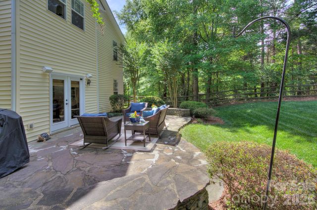 15511 Sagefield Drive, Huntersville, NC 28078