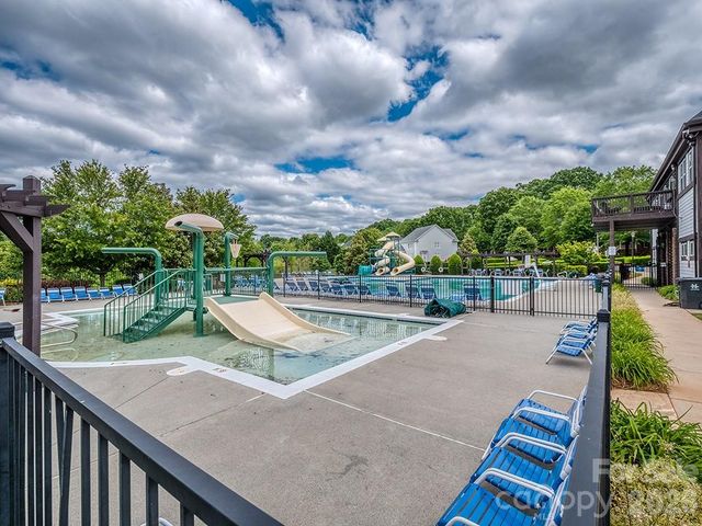 15511 Sagefield Drive, Huntersville, NC 28078