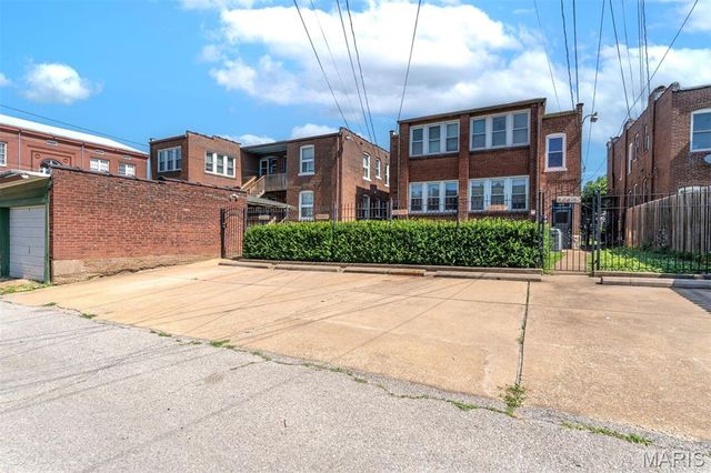 3916-3918 Flad Avenue, St Louis, MO 63110