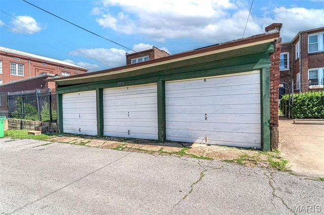 3916-3918 Flad Avenue, St Louis, MO 63110