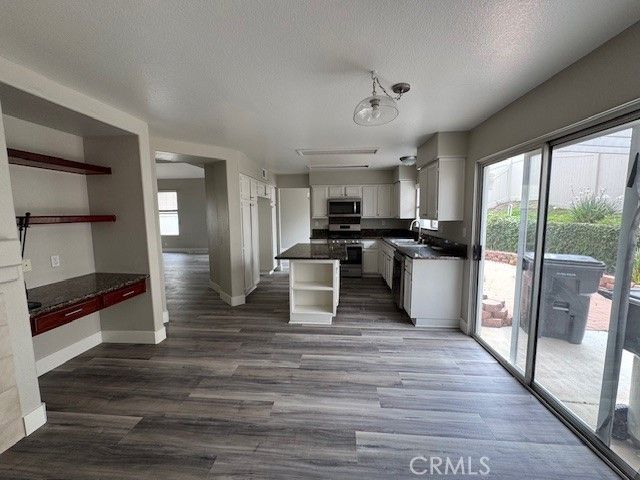 1072 Sunbeam Lane, Corona, CA 92881