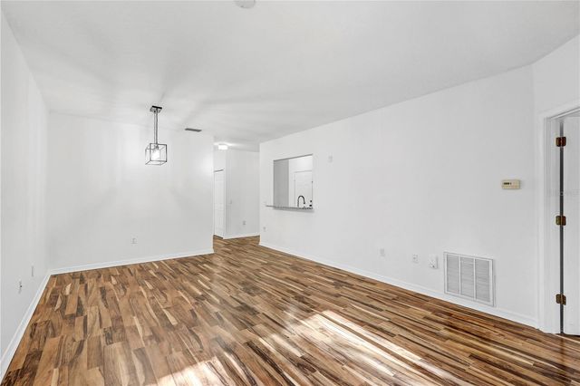 6014 PORTSDALE PLACE 202, Riverview, FL 33578