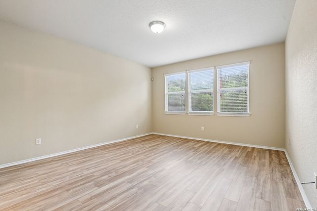 914 HORN RUN, San Antonio, TX 78245